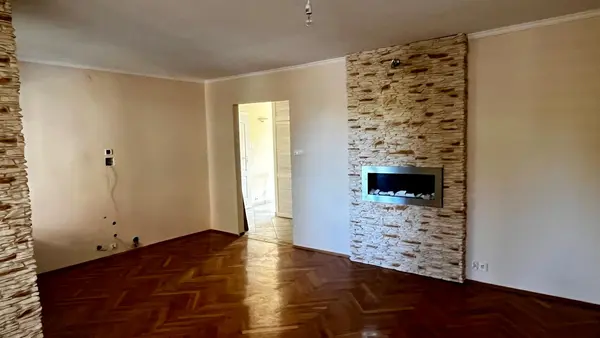 Mieszkanie 3-pokojowe z balkonem w centrum Oławy – Oława, Centrum – zdjęcie 2
